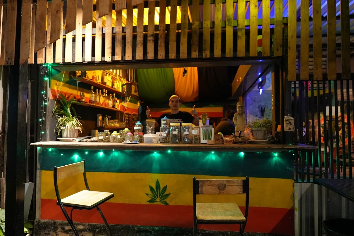 Thongyib.cafe @pai in Chiang Mai, Thailand - Cannabis in Thailand