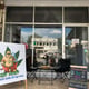 La boutique de cannabis de Chiang Mai se détend